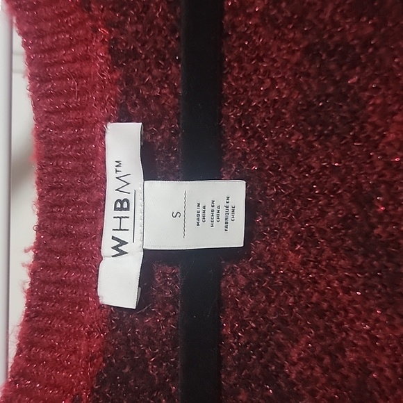 Red and black rose sweater WHBM - Picture 4 of 7